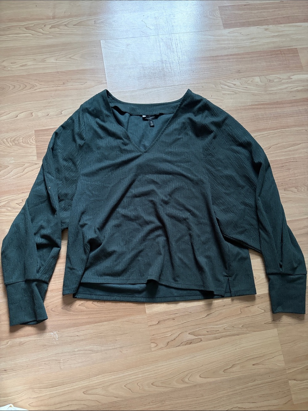 Banana Republic Women's Dark Green V-Neck Long Sleeve Top